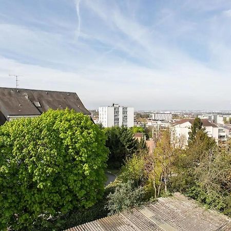 Le Studio Parisien Boissy-Saint-Léger Exteriör bild
